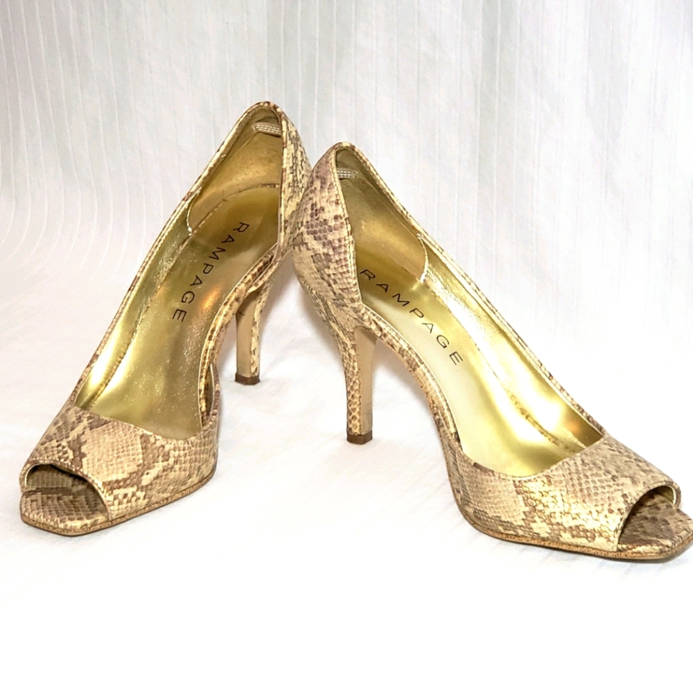 Rampage Women's Peep Toe Shoe